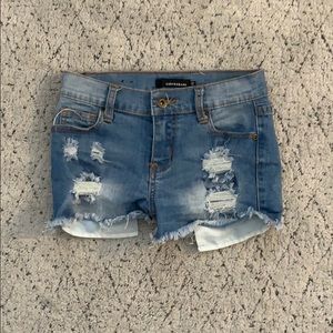 Jean shorts that girls will ❤️